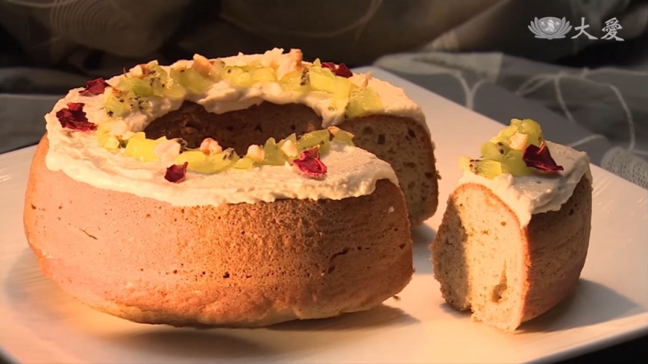 Vegan Angel Food Cake