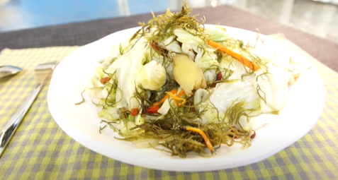 Stir-fried Cabbage with Rockweed