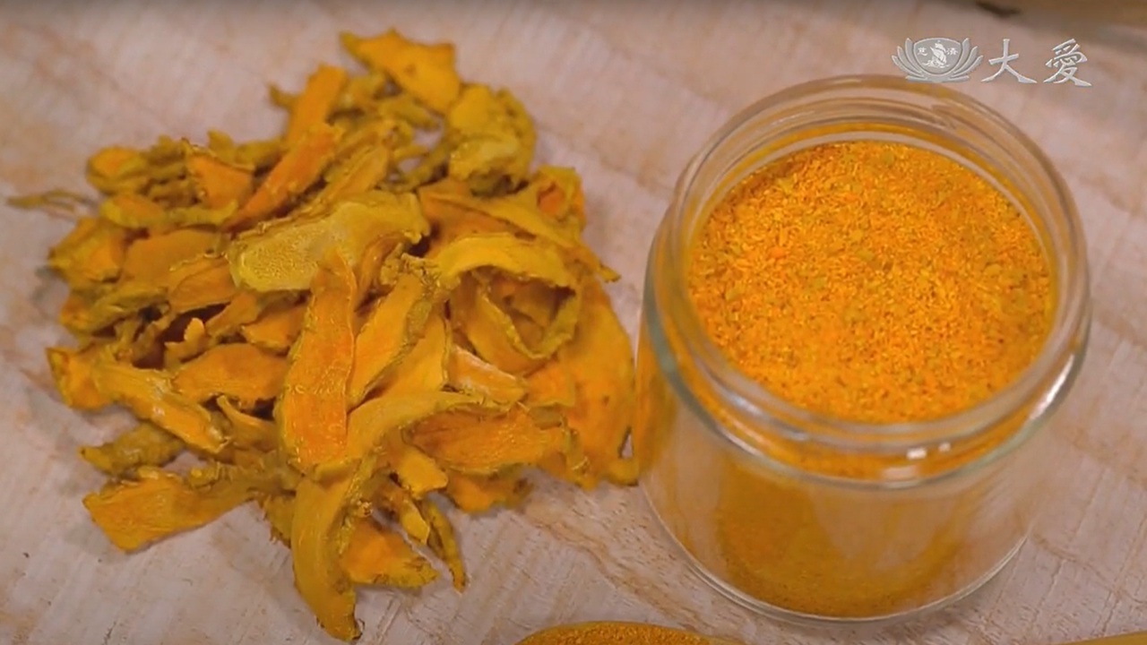 How to Make Fermented Turmeric Powder
