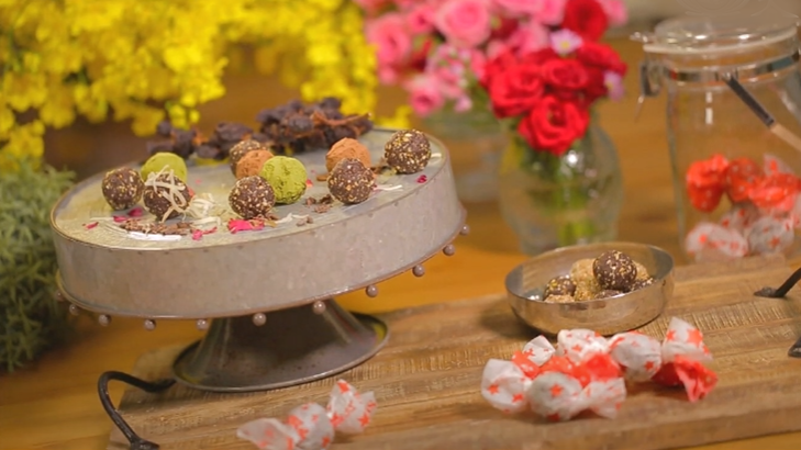 Nutty Date Balls