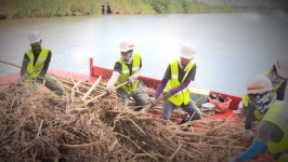 Waterfront Cleaning Workers